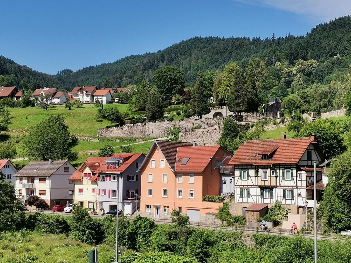 Hotel Gruener Baum - Hotel Im Murgtal, Schwarzwald 바인센바크 외부 사진