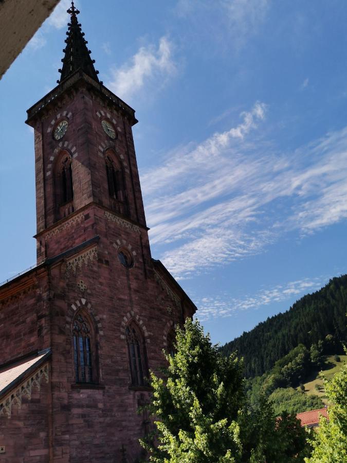 Hotel Gruener Baum - Hotel Im Murgtal, Schwarzwald 바인센바크 외부 사진