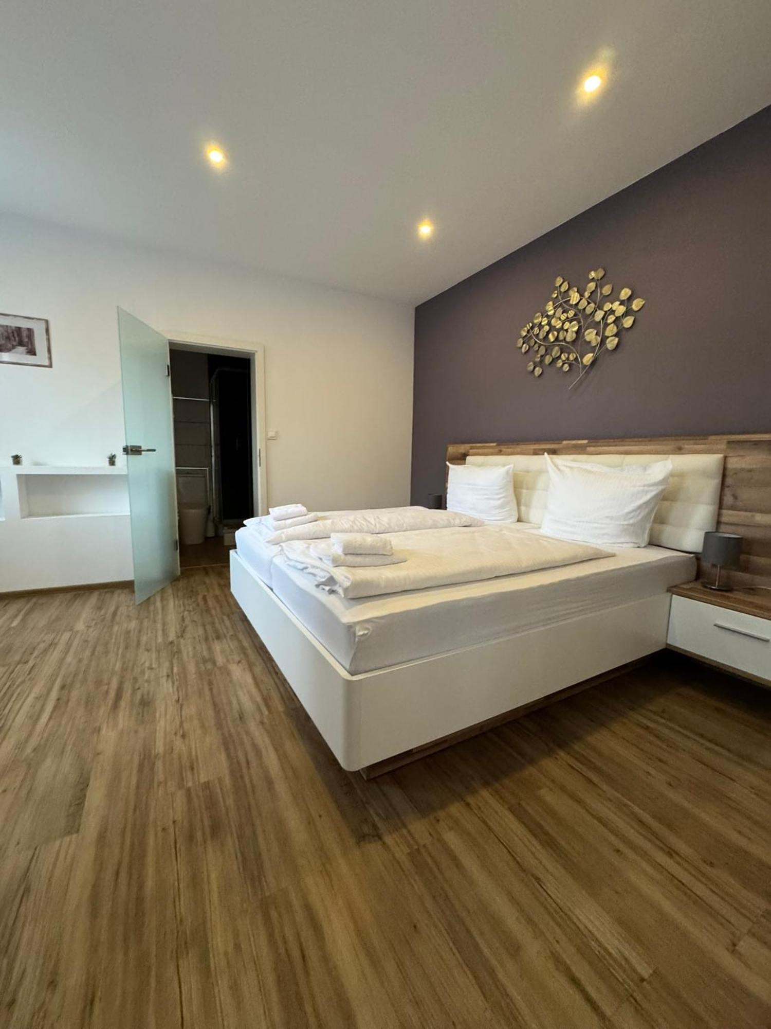 Hotel Gruener Baum - Hotel Im Murgtal, Schwarzwald 바인센바크 외부 사진